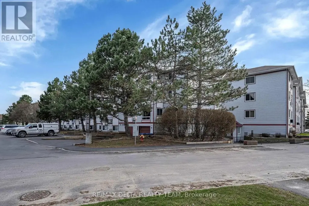 119 - 318 Lorry Greenberg Drive, Ottawa